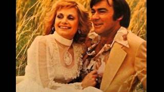 Jim Ed Brown & Helen Cornelius ~ I'm Leaving It Up To You chords