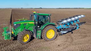 John Deere 6R 155 Ploughing