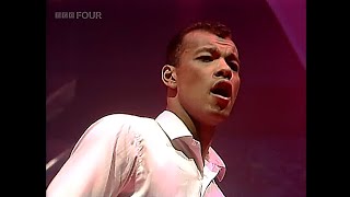Fine Young Cannibals - Johnny Come Home - TOTP -1985 [Remastered]