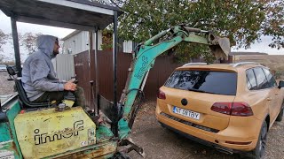 Cornel vrea sa imi distrugă Tuaregul cu un miniexcavator !