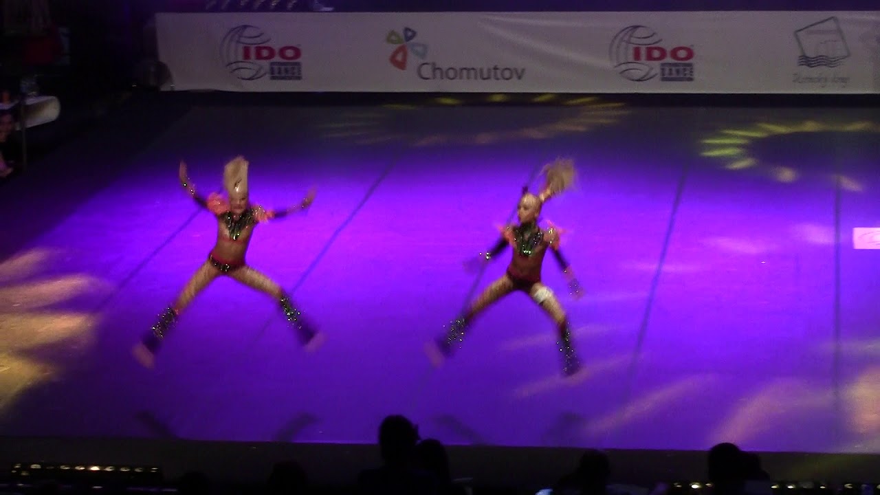 Amie Vestholm & Eleonora Robson - Disco EC 2018