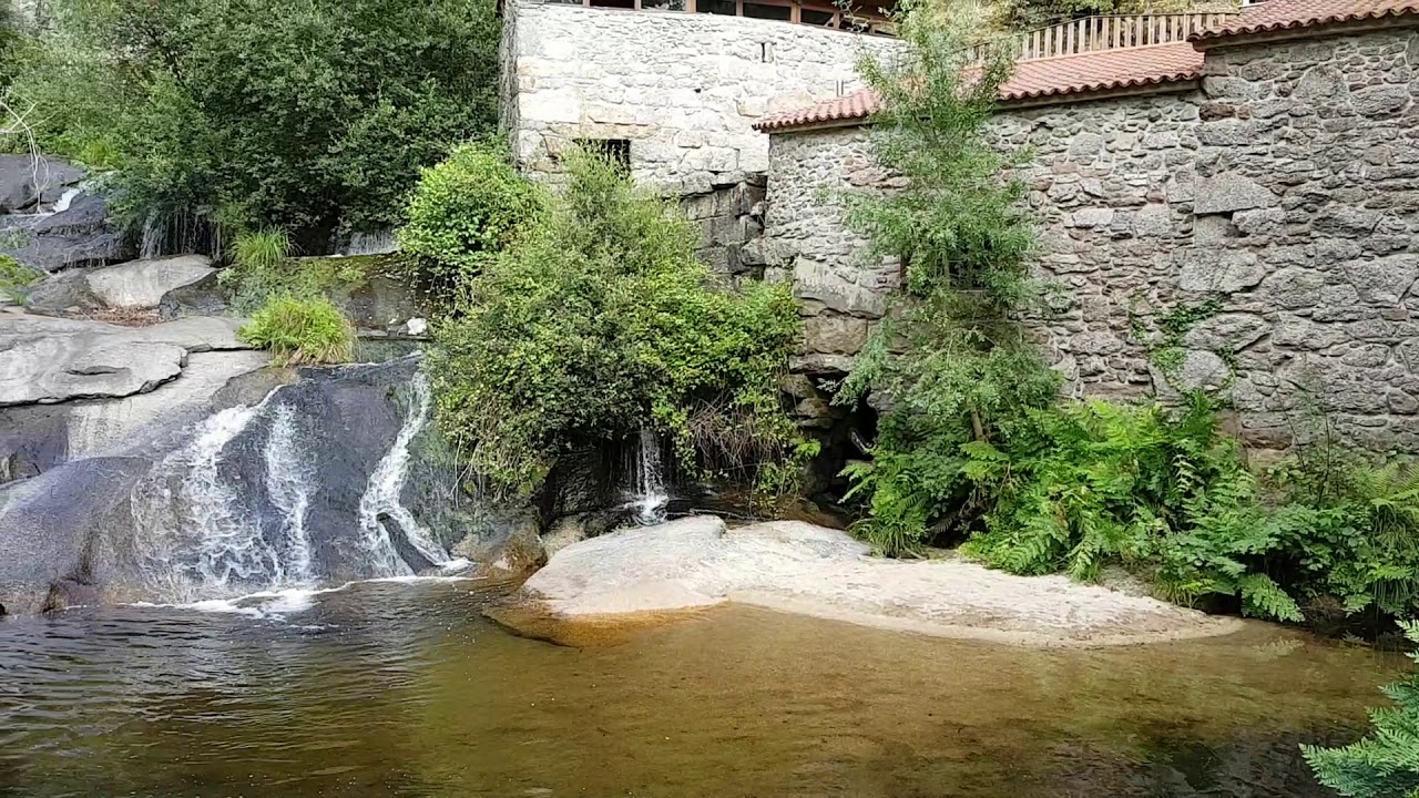 Galicia. A Barosa. Cascadas, molinos y zona de baño. @curiositymundotv