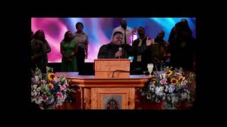 Bishop Timothy Griffin Worship Medley at Pilgrim Assemblies International Holy Convocation 2026 News