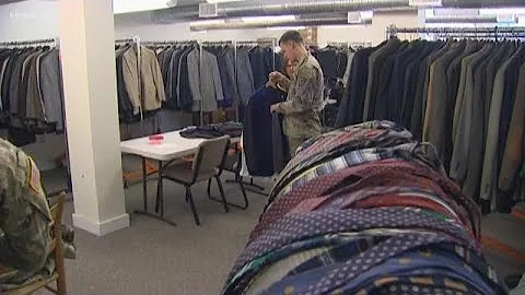 Non-profit gives suits to veterans