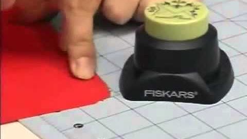 Fiskars Combo Corner Punch Punch & Emboss at the Same Time!