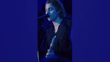 5 Seconds of Summer - Valentine (On The Record: Youngblood Live)