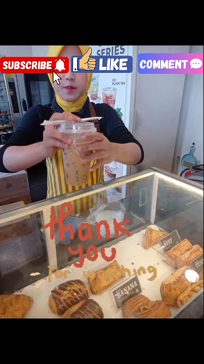 HI GUYS AKU LAGI DI ROTI'O NIH ENAK BANGET, AYO CEPAT COBAIN.#roti'osamudrasoreang #4u #fypシ゚viral