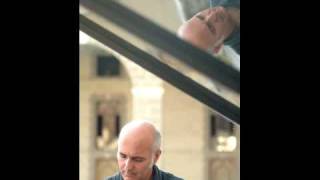 Ludovico Einaudi plays Stella del Mattino [LIVE in Dublin] (New Age Piano)