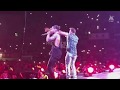 Maluma & Prince Royce - El Clavo Remix (En vivo desde Santo Domingo)