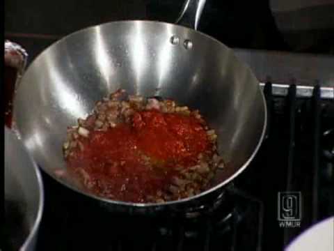Learn How To Make Fettuccine With Pancetta, Sauce,...
