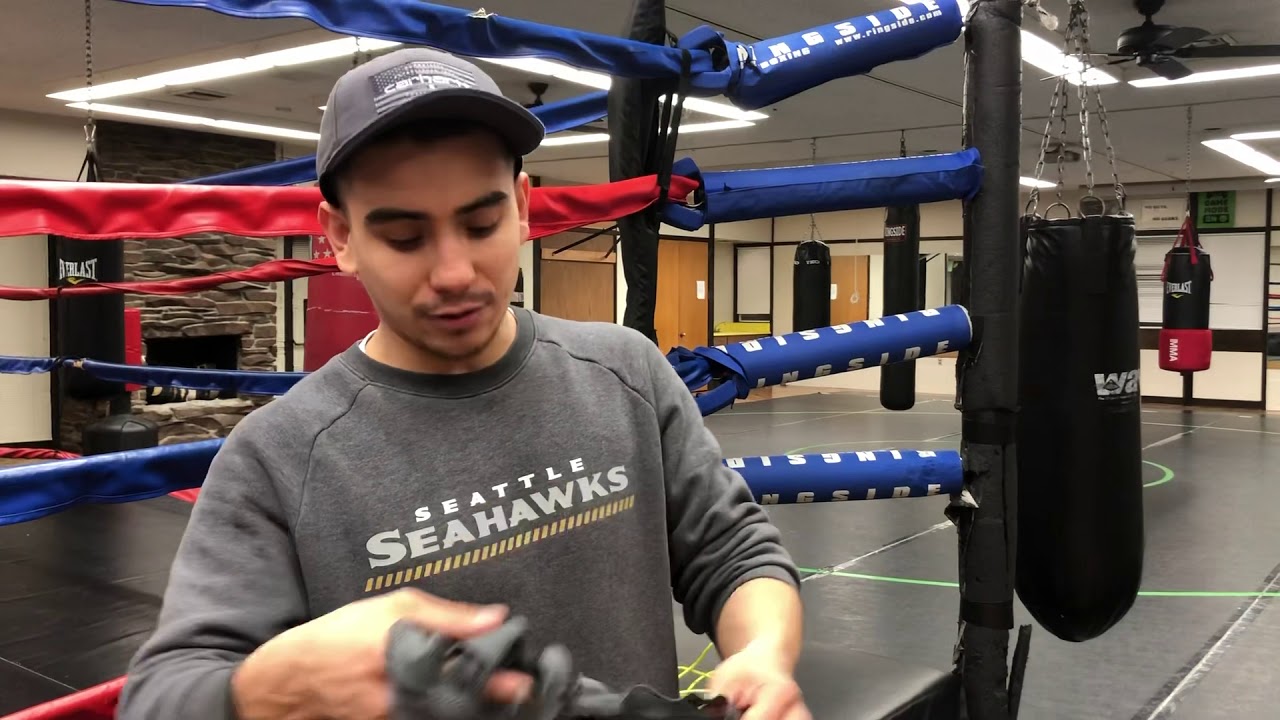 How to wrap your hands for boxing (no gauze) - YouTube