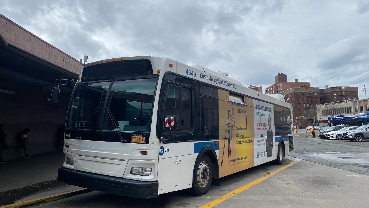 MTA Bus, NICE Bus, NYCT || Bus Action at Sutphin Blvd & Archer Avenue, Jamaica-165th St Terminal.