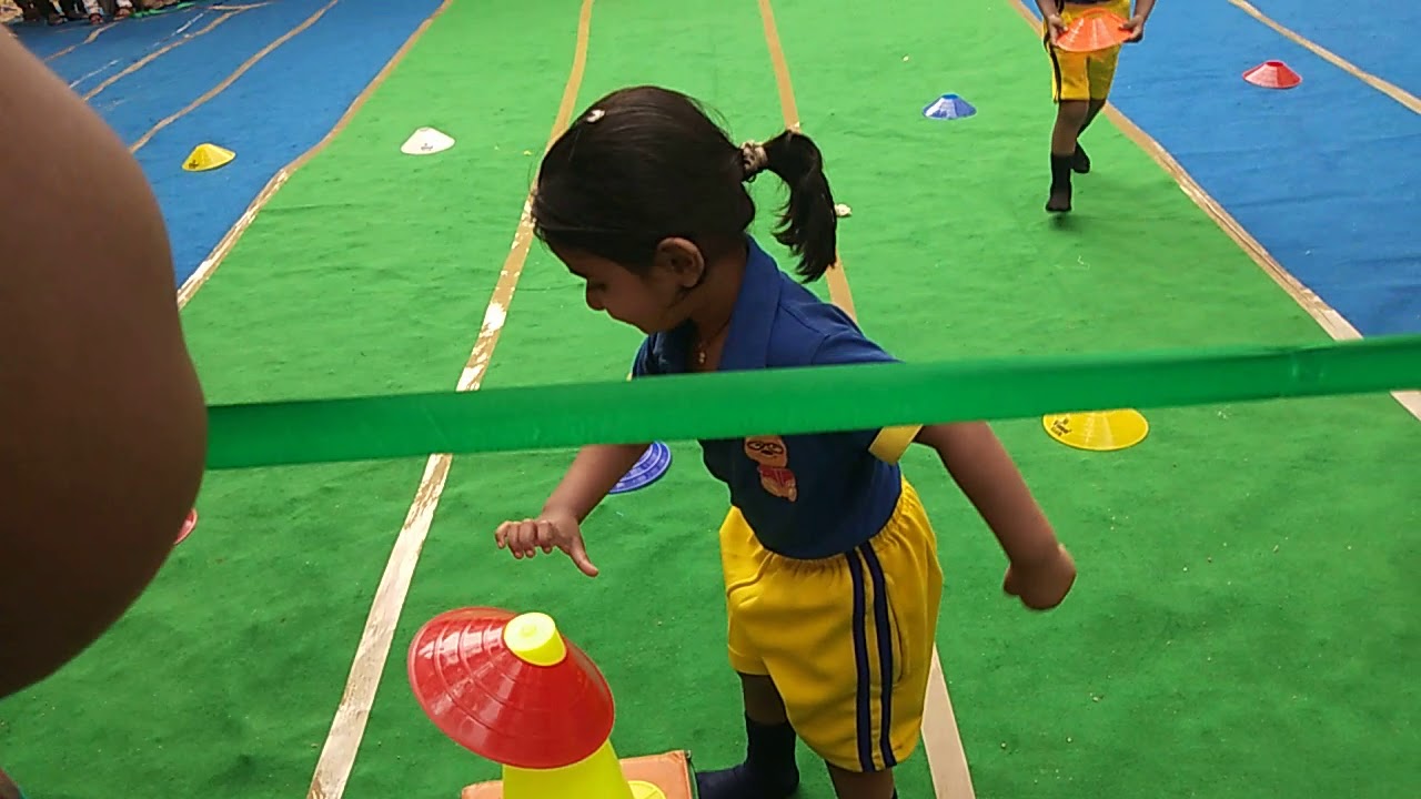 SPORTS DAY TEDDY KIDS SCHOOL CONES GAME 2 - YouTube