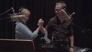 Video thumbnail of "Joanna Kulig, Maciej Stuhr - Kiedy mocno zawieje wiatr - piosenka Stowarzyszenia Unicorn"