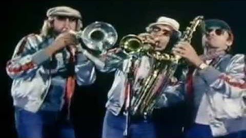 Genesis No Reply At All (Official Music Video 1981)