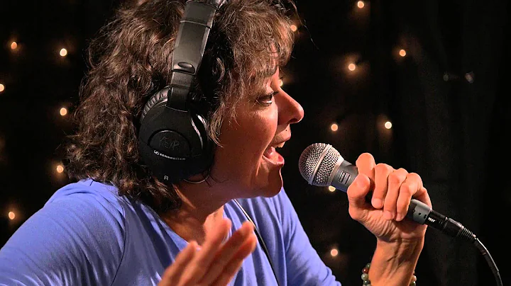 Leticia Rodriguez - La Cumbancha (Live on KEXP)