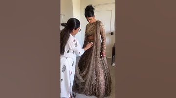 Beautiful waterfall drape for the bride | Dolly Jain dupatta draping styles