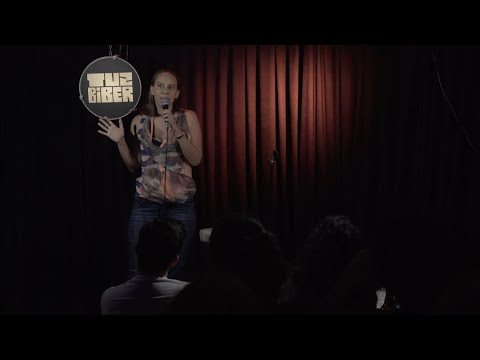 Üstsüz Komşu - Çağla Alkan (stand-up)