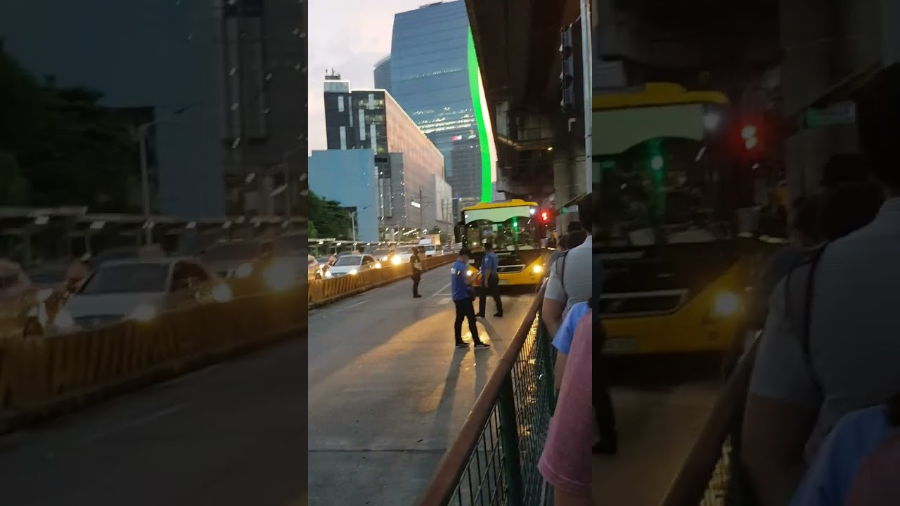 inside the carousel busway 
