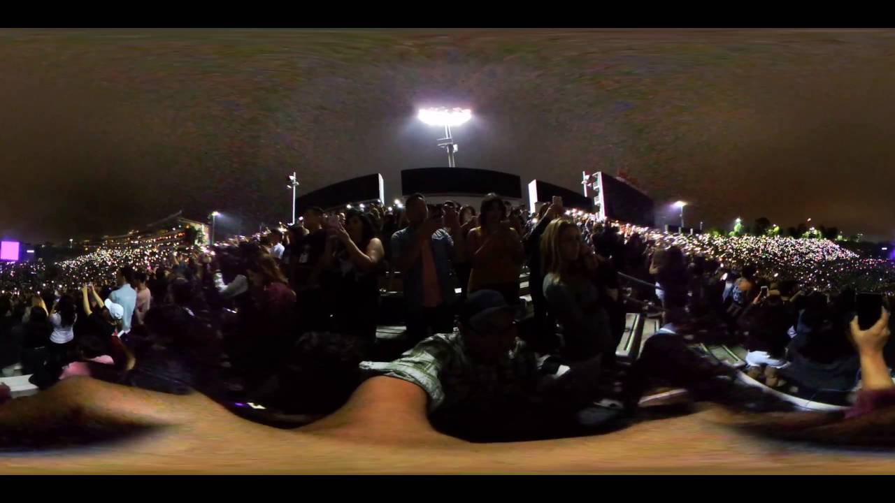 Beyoncé - Prince Tribute (The Formation World Tour - Rose Bowl - 360º ...