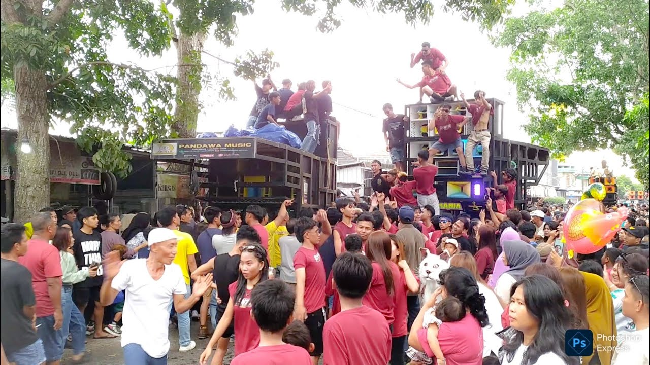 Hampir terjadi live di bagek nunggal pawai karnaval pecah bareng semua dangdut jalanan
