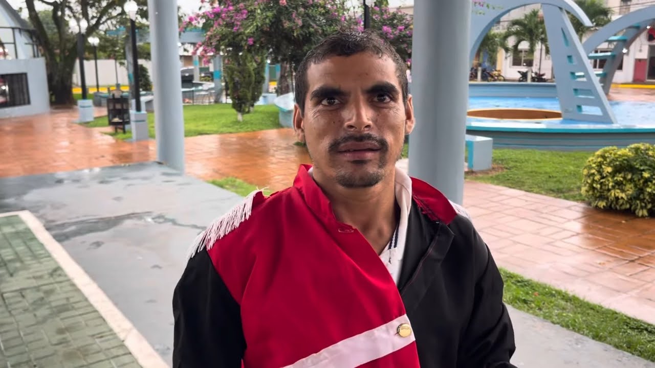 Hombre Hondureño imita Sonidos de Camiones y Animales..😁🚍🚔👮🐈🫏🏍️