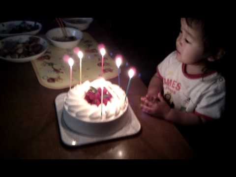 誕生日ケーキのろうそくをふーっ Youtube