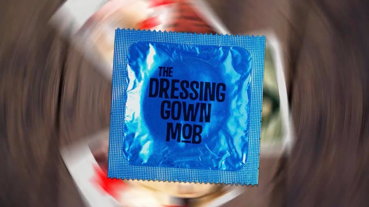 The Dressing Gown Mob - The Sleaze (Official XXX Music Video) auf YouTube ansehen The Dressing Gown Mob - The Sleaze (Official XXX Music Video) auf YouTube ansehen