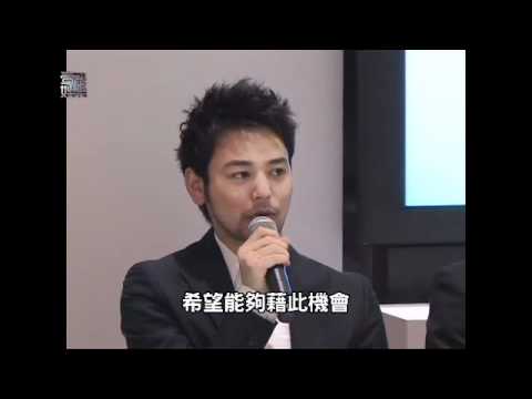 【壹級娛樂】20110613-妻夫木聰上海亮相 發福續落腮鬍見客