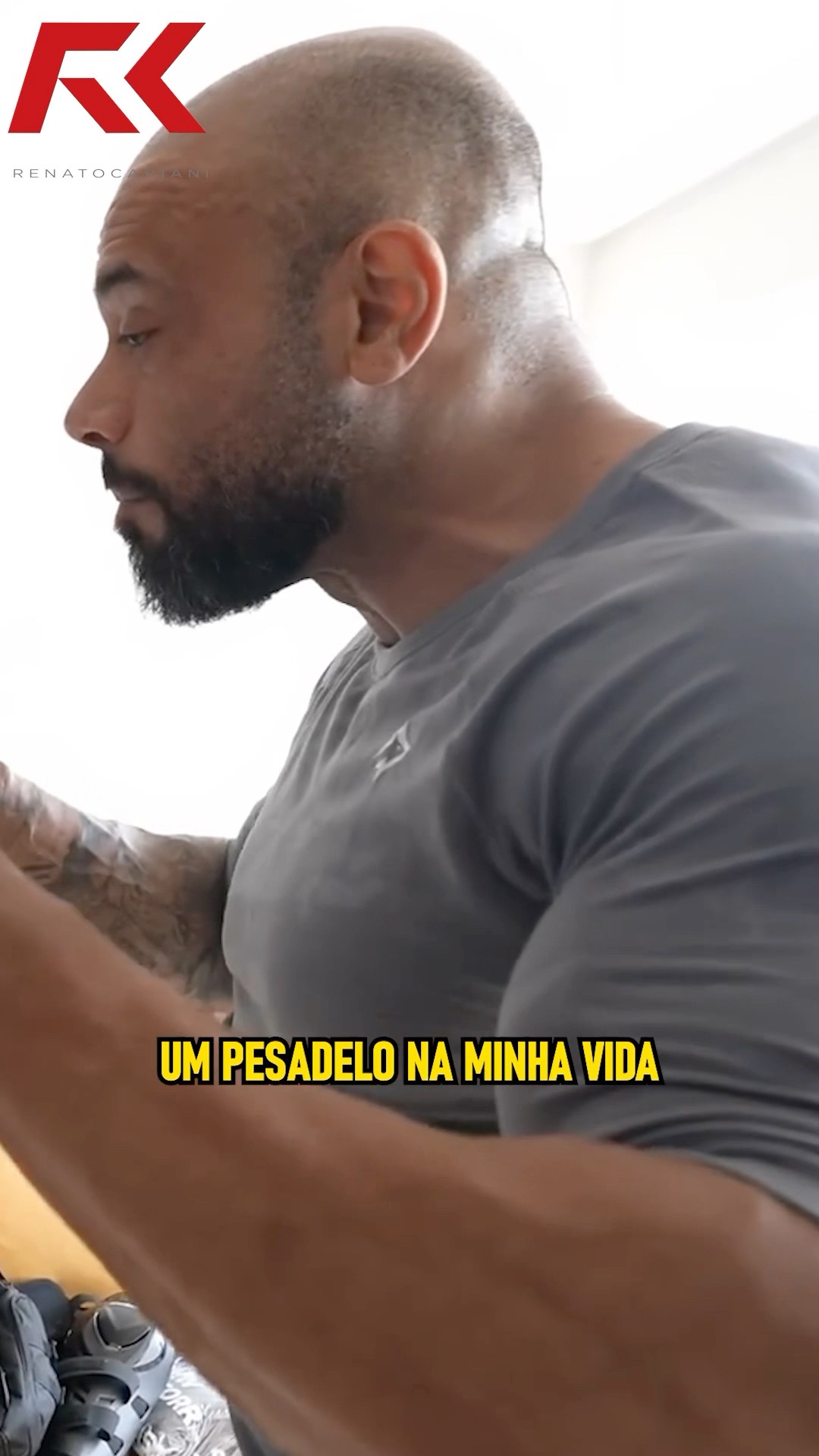 ELE SE TORNOU UM PESADELO! ? #juliobalestrin #toguro #emagrecimento #shape #balneario #pesadelo
