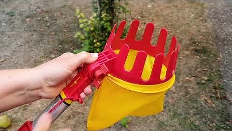 Take a Closer Look at the WOLF-Garten Fruit Picker