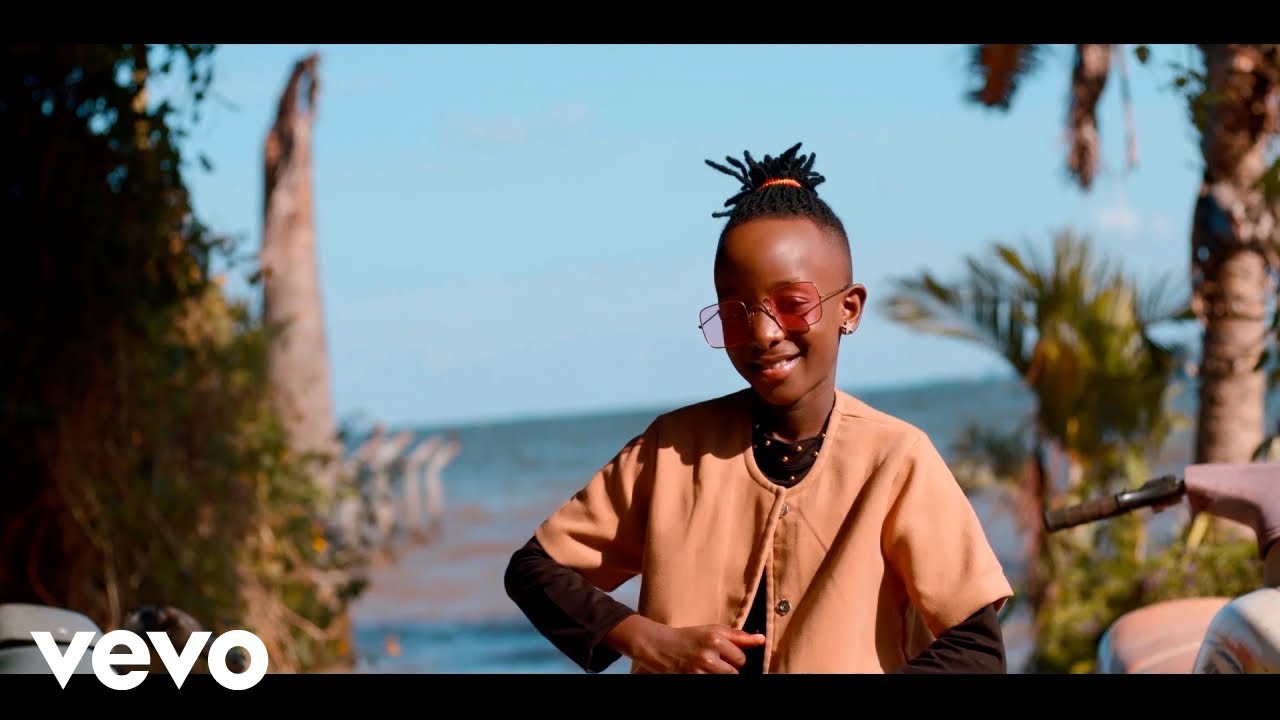 Felista Di Superstar - Bwotyo (Official Video)