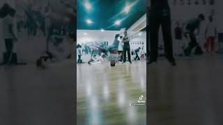 #motivation  #training  #headspin  with #udgradez by @jimmyjean