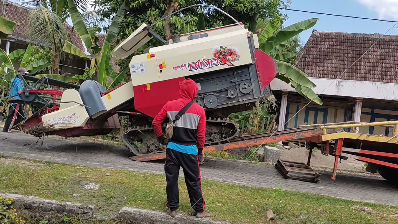 CARA MENAIKAN MESIN PANEN PADI KOMBI MAXXI BIMO 2.0 KE TRUK/ROLLING