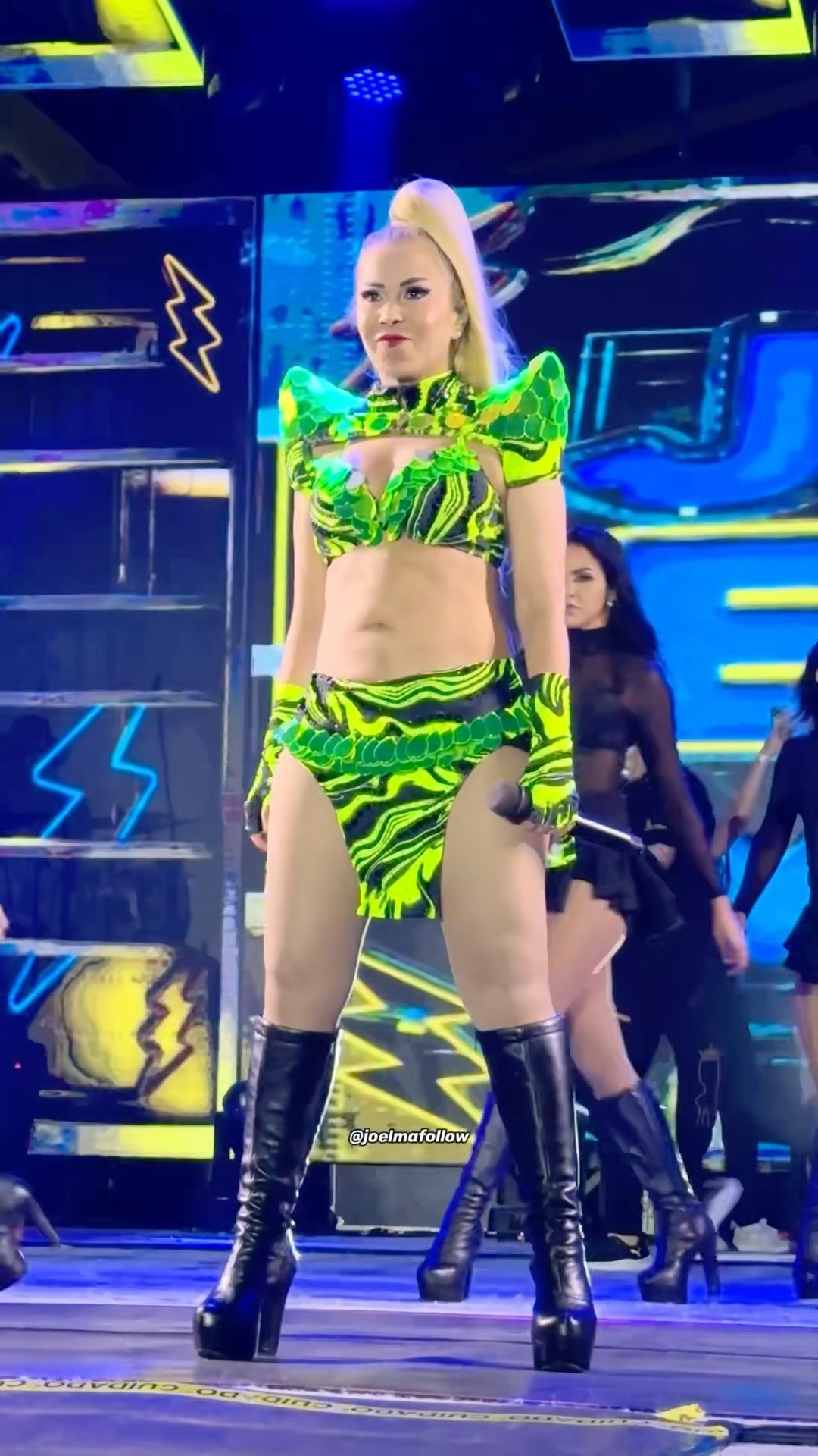 Joelma tem uma energia inexplicável