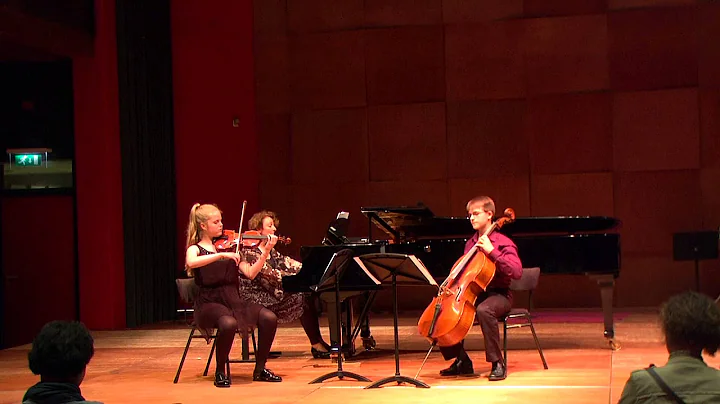 Mendelssohn Trio : Sari Wempe, Theodoor Heyning em Irina Osetskaya