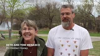 Oklahoma beekeepers help Edmond homeowners relocate endangered bee colony
