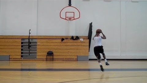 Dre Baldwin: In & Out Double Quick-Cross Runner Off Glass Pt. 1 | Allen Iverson Moves