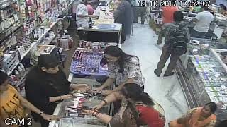 Stealing Bag In The Store