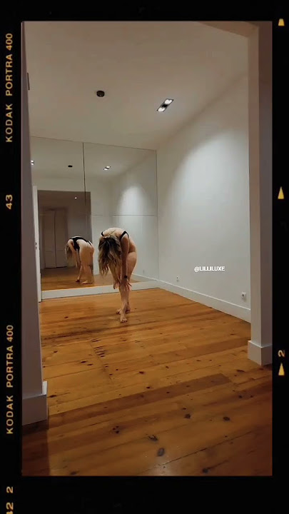 naked dance 🍑 #shorts #bikini