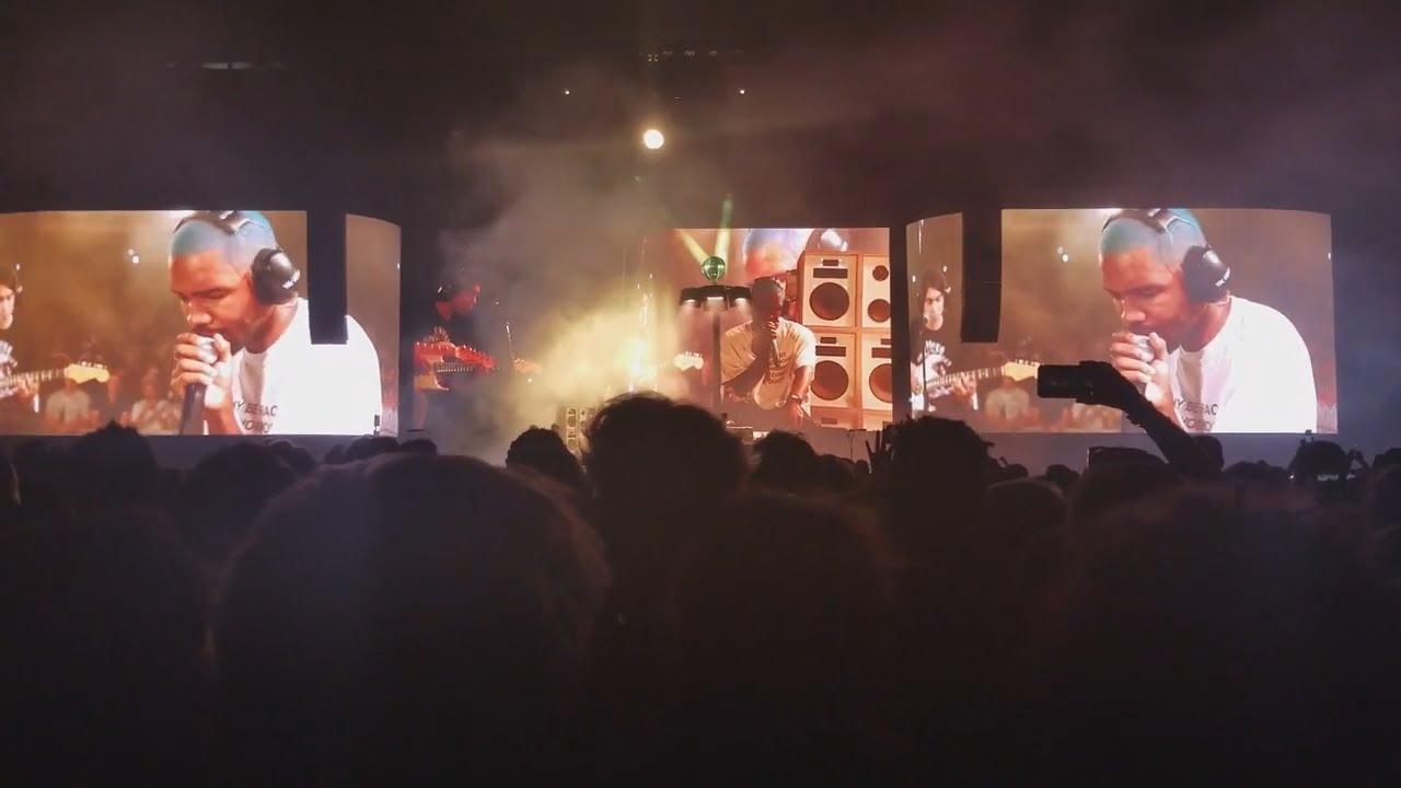 Frank Ocean - Close to You + Ivy (Live at Panorama Festival 2017)