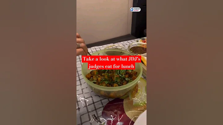 Farah Khan, Malaika Arora, Javed Jafri & Gauhar Khan Enjoy Lunch on JDJ Set #bollywood #celebrity