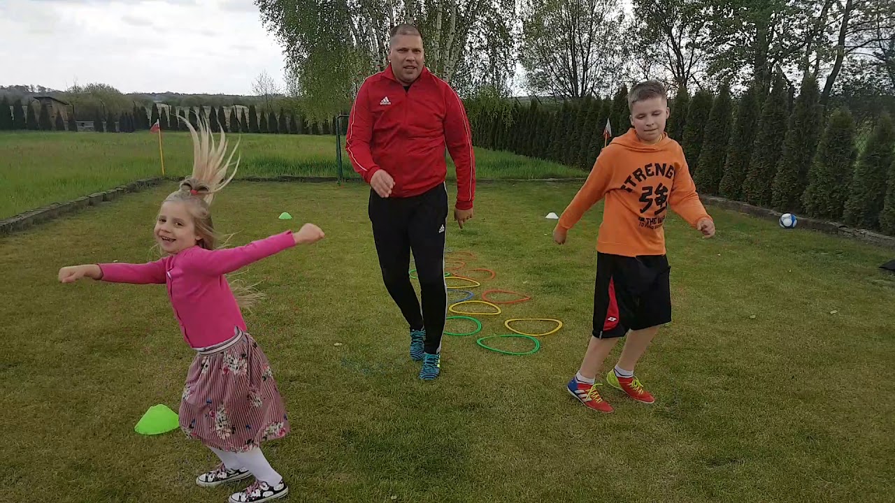 ĆWICZENIA OGÓLNOROZWOJOWE NA POWIETRZU.