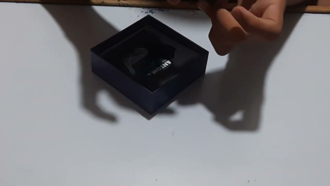 Unboxing the Wings Phantom 500 TWS Gaming Earbuds.