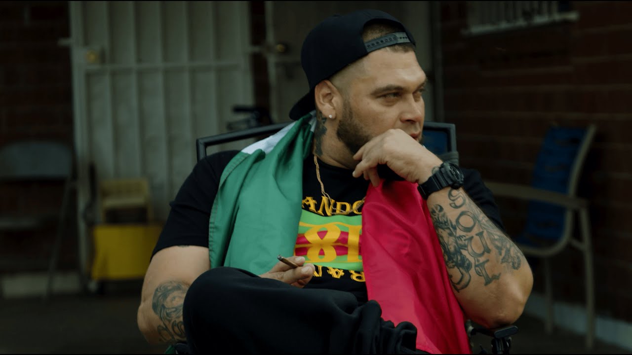 Watch KING TS - "No Plug" (OFFICIAL VIDEO) on YouTube Watch KING TS - "No Plug" (OFFICIAL VIDEO) on YouTube