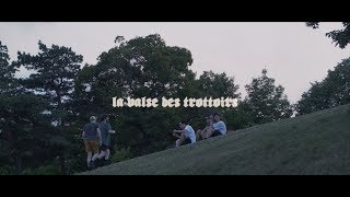 Video-Miniaturansicht von „Choses Sauvages - La valse des trottoirs (officiel)“