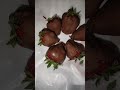 Hermosa y rica sorpresa que me dió mi esposa en la mañana 😋 #metafisica #fresas #chocolate