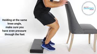 Mini squat heels raise double leg (Isometric)