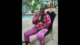 Koffi Olomide Le Roi Du Tchatcho Chante Somalienrépéions Avec Le Quartier Latin