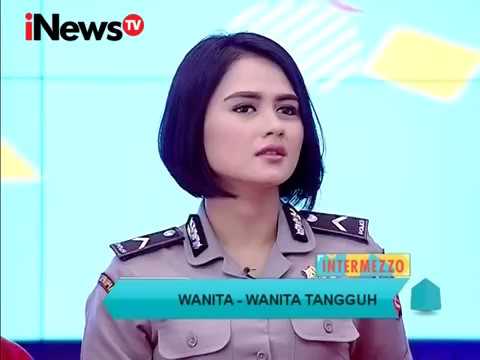 Wanita dibalik kostum badut - Intermezzo 08/03 - YouTube